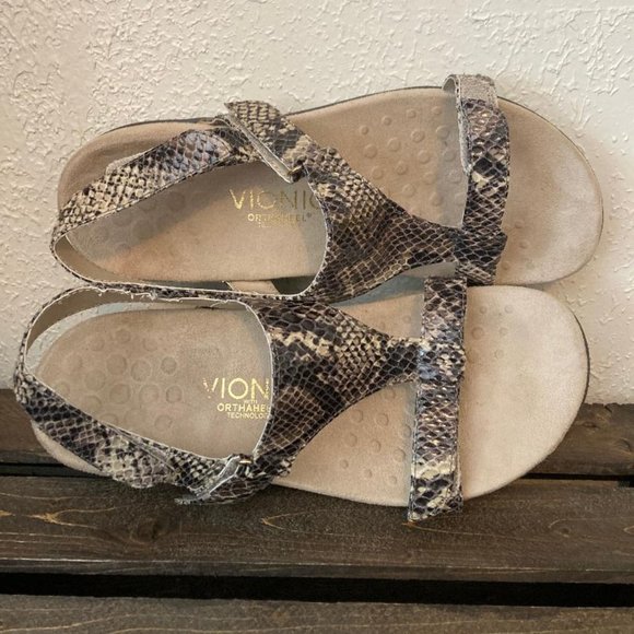 Vionic Giorgina Womens Snakeskin Pattern T-Strap Slingback Summer Sandals Size 7 - Picture 2 of 8